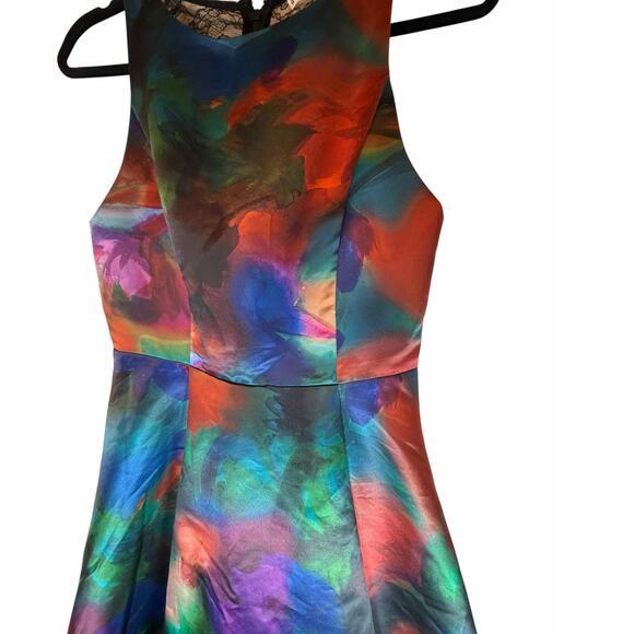 Alice + Olivia Multicolor Satin Dress with Lace Back Detail - Size 6 - Picture 10 of 16